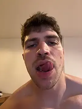 Stripchat Live Sex Cam of ArgentiiinoBoy