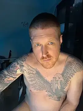 Stripchat Live Sex of CloudyKingG