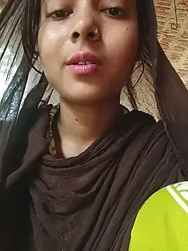 Stripchat Free Porn Cam of Simran_143