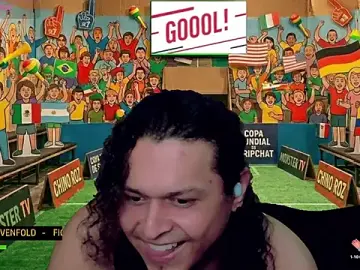 Stripchat Live Sex Cam of chino_roz