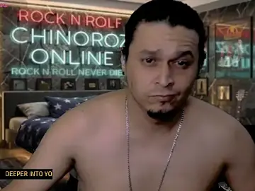 Stripchat Best live sex cam show of chino_roz