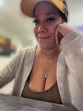 Stripchat Adult Webcam of Bigbuttbrooklynn