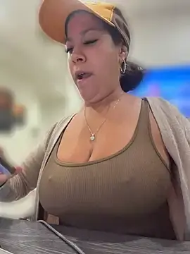 Stripchat Nude Webcam of Bigbuttbrooklynn