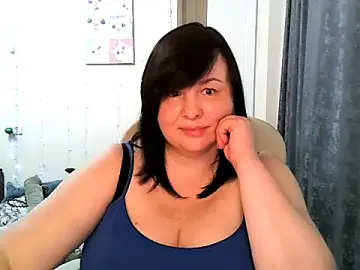 Stripchat Best live sex cam show of EmiliaLooo
