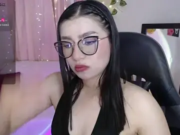 Stripchat Free Porn Cam of mily_thomson_b_