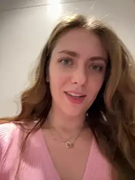 Stripchat Free Porn Cam of MariiD