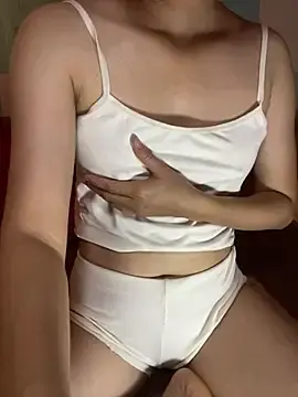 Stripchat Live Porn of babyy-girl2k