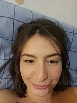 Stripchat Live Sex Cam of Juh_castro