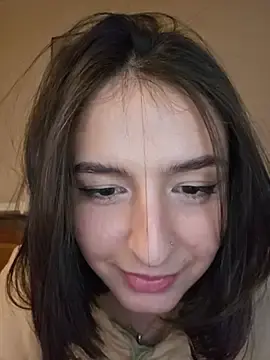 Stripchat Live Sex Cam of Juh_castro