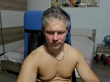 Stripchat Sex Cam of RobbyShawz