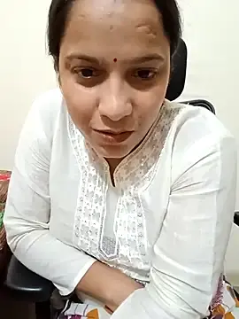 Stripchat Sex Cam of Simran-Kaur143