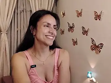 Stripchat Live Sex Cam of Bella_Exhibition
