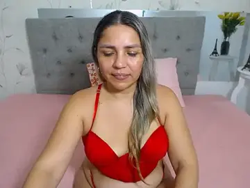 Stripchat Free Porn Cam of cum_bigass