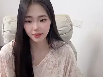 Stripchat Adult Webcam of suki-1