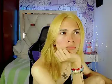 Stripchat Free Porn Cam of Larry_craft