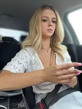 Stripchat Free Live Porn of Love_Bri