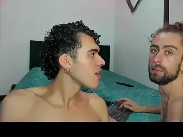 Stripchat Live Sex of Jean_And_PaulXL