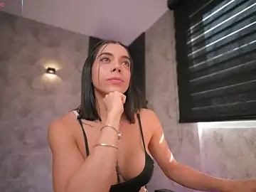 Stripchat Free Porn Cam of AmyWalker_