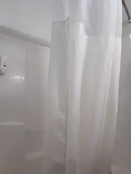 Stripchat Adult Webcam of SKYLRose