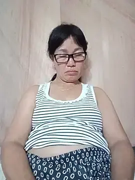 Stripchat Watch Live Sex Cams of Orio_sexyy