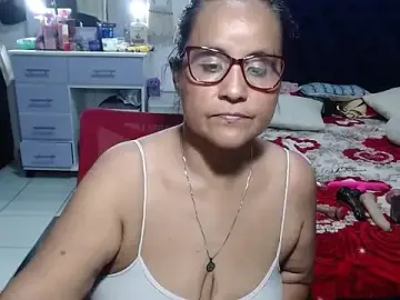 Stripchat Nude Webcam of pervert_mommy_