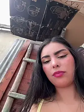 Stripchat Adult Webcam of Maddy_Rouse_
