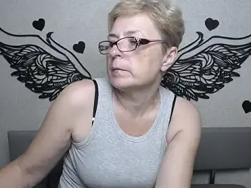 Stripchat Sex Cam of EmiliaGree