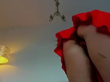 Stripchat Free Live Porn of bellahot77