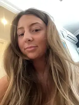 Stripchat Nude Webcam of curvyflawless
