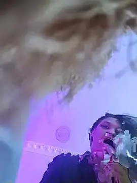 Stripchat Live Sex of kimCosseyy