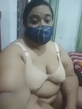 Stripchat Sex Cam of momo_loves
