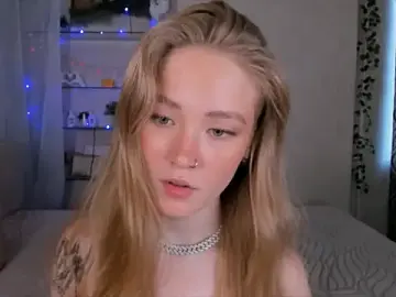 Stripchat Nude Webcam of MaireLanda