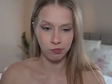 Stripchat Adult Webcams of ella_twinkl