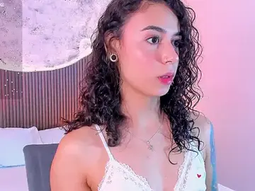 Stripchat Free Porn Cam of AliceStevens_