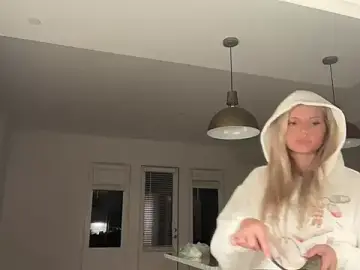 Stripchat Free Porn Cam of Summerclarke