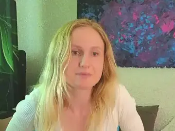 Stripchat Best Webcam of Lanavi_Smile