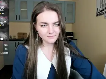 Stripchat Best Webcam of XenaBevy