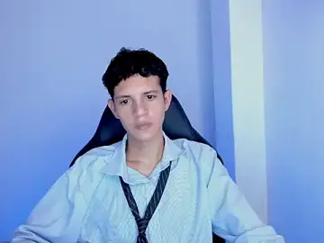 Stripchat Sex Chat of tylerrnova