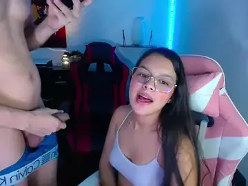 Stripchat Adult Webcam of jessi_and_boy
