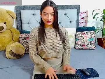 Stripchat Nude Webcam of Katikloving_