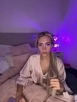 Stripchat Live Sex of Naughtyblondex