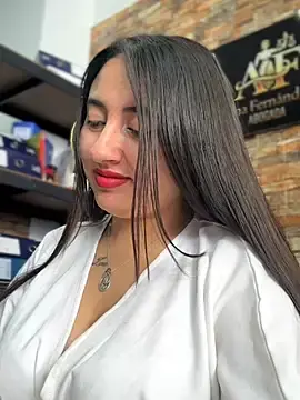 Stripchat Best Webcam of _Sarah-Office1