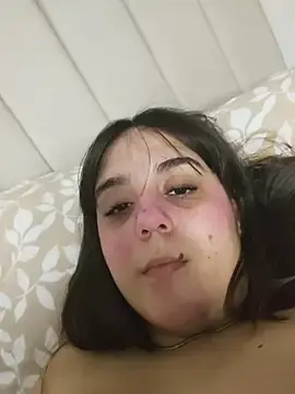 Stripchat Live Sex Cam of its_lauu_
