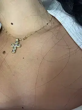Stripchat Sex Cam of BadLilAngelXXX