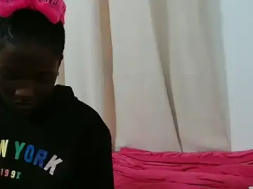 Stripchat Live Sex Cam of hot_talliee
