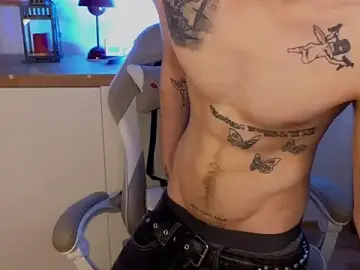 Stripchat Live Porn of ClarkChaos_