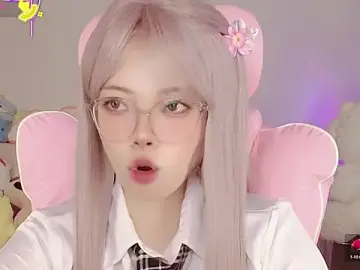 Stripchat Nude Webcam of _MiMiii_