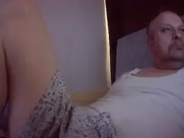 Stripchat Sex Cam of amylrmm1903