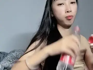 Stripchat Free Live Porn of Lili-2