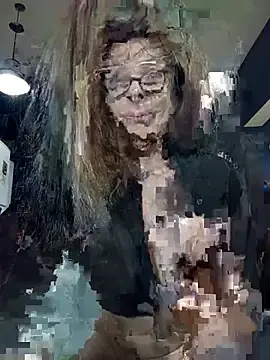 Stripchat Nude Webcam of FrozenWaffle
